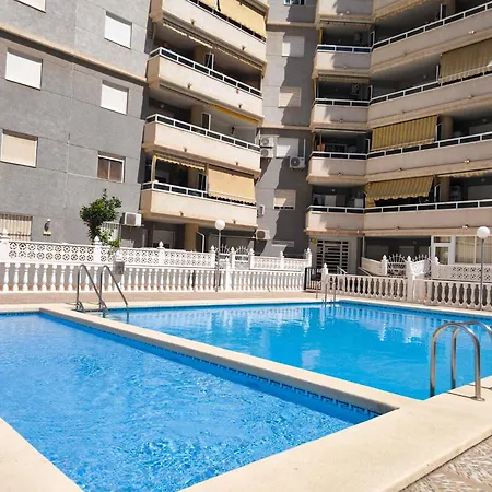 Comfortable In With Pool And Near The Sea Apartamento *